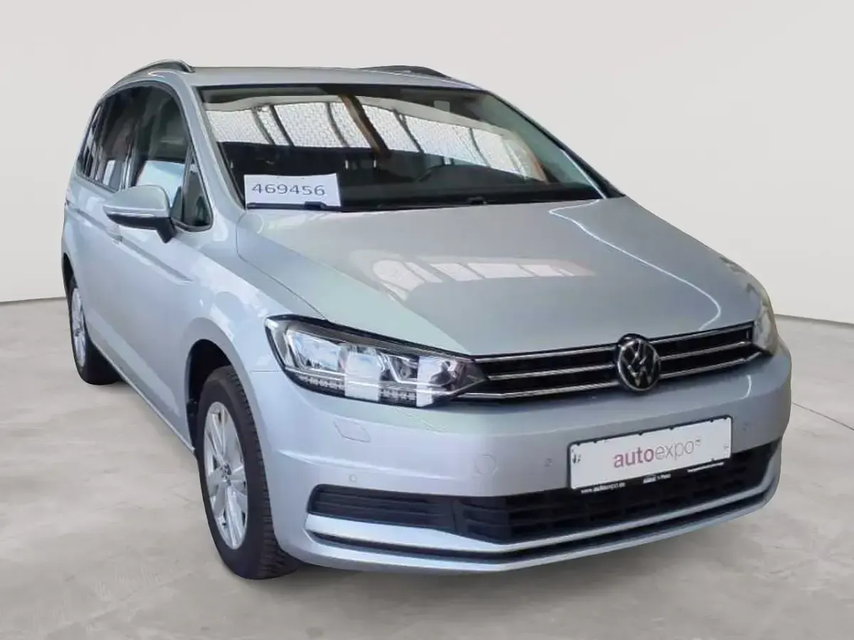 Gebraucht VW Touran Comfortline 150 PS (110 kW) 2021 Van / Kleinbus
