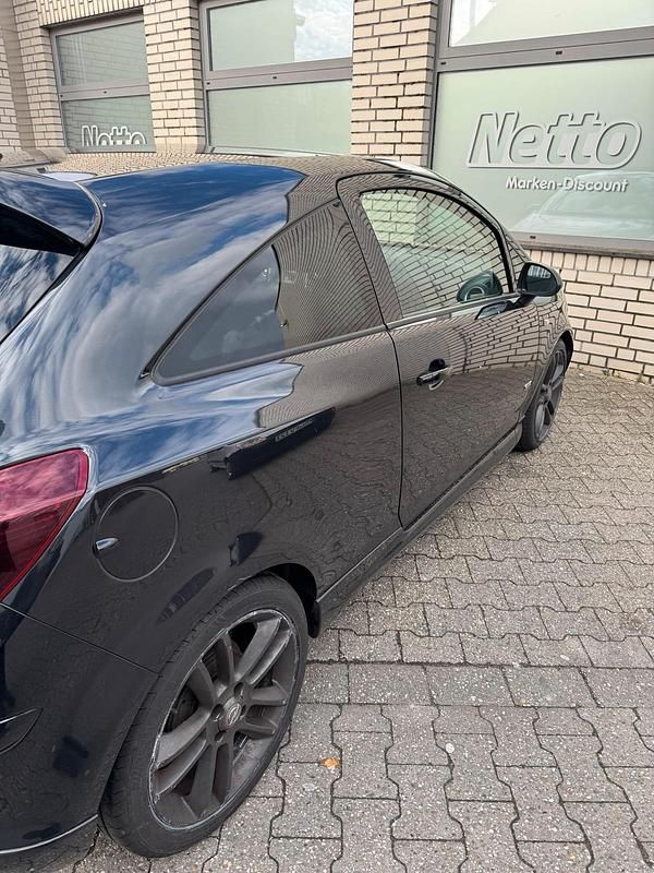 Gebraucht Opel Corsa OPC 105 PS (77 kW) 2012 Schwarz Kleinwagen