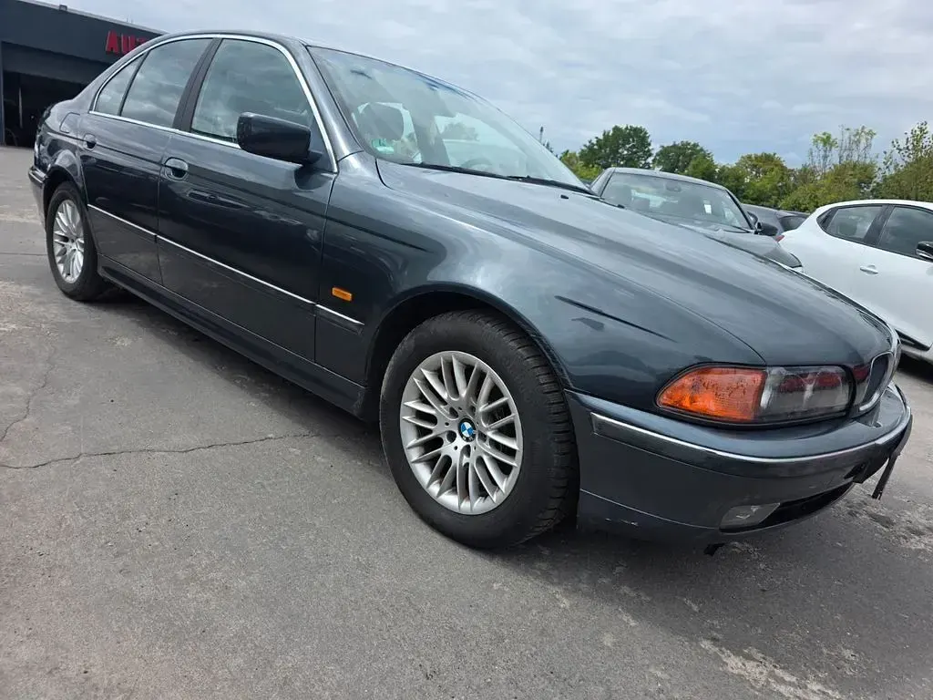 Gebraucht BMW 520 150 PS (110 kW) 1997 Grau Limousine