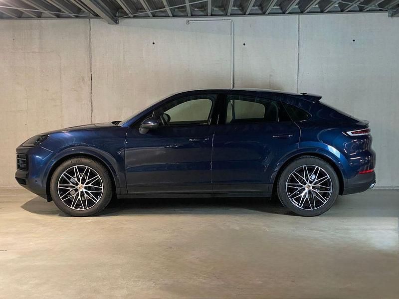 Gebraucht Porsche Cayenne Coupe 354 PS (260 kW) 2024 Blau Coupé