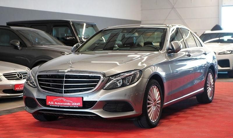 Silber Gebraucht 2015 Mercedes C220 Limousine | 15.950 € (Guter Preis) - Bild 1/4