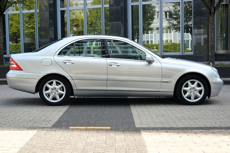 Brugt Mercedes C320 Elegance 218 HK (160 kW) 2001 Sølv Sedan