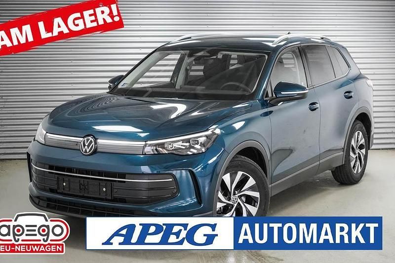 Blau Gebraucht 2025 VW Tiguan SUV | 35.491 € (Guter Preis) - Bild 1/4
