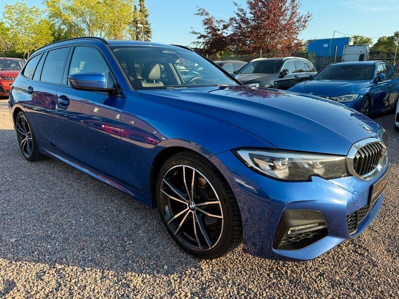 Portimao blau metallic Gebraucht 2020 BMW 320 M Sport Kombi | 25.980 € (Fairer Preis) - Bild 1/2