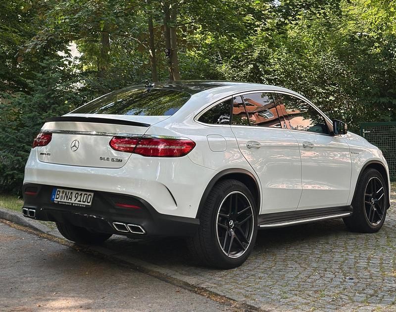 Gebraucht Mercedes GLE350 258 PS (189 kW) 2015 Weiß Coupé