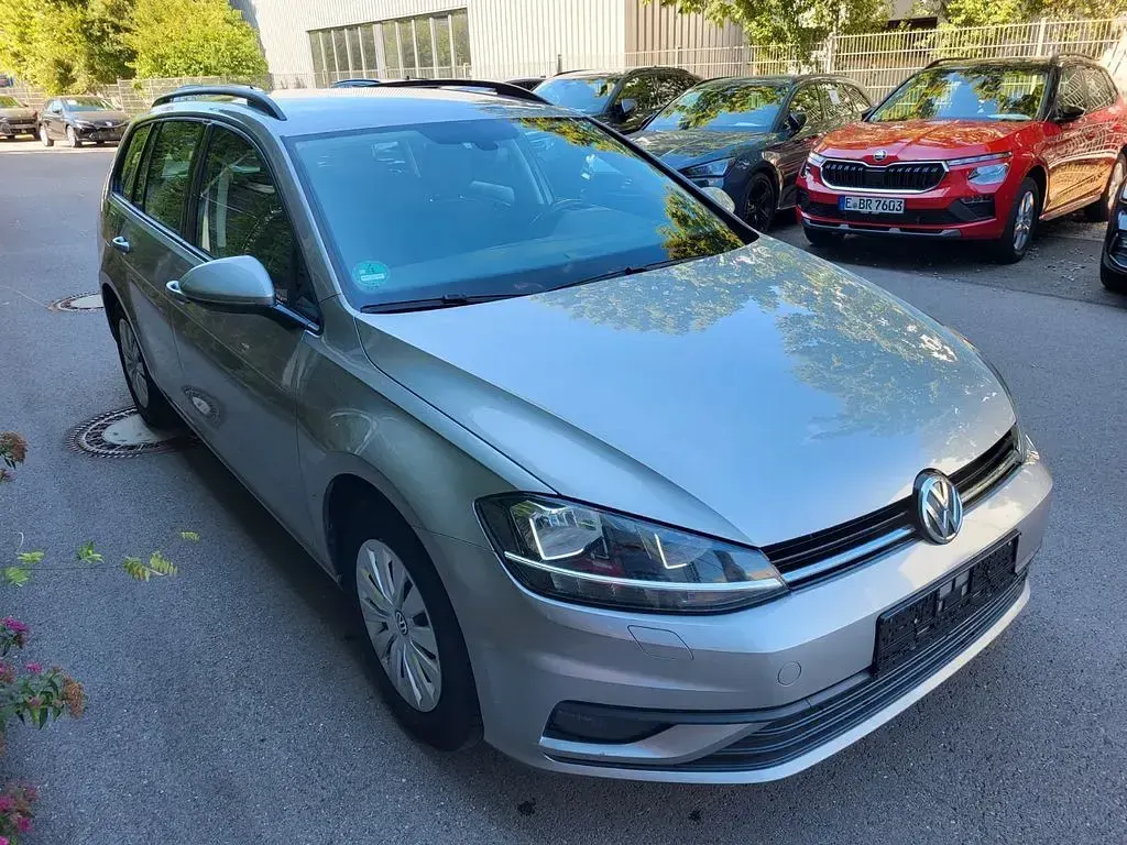 Gebraucht VW Golf VII 116 PS (85 kW) 2018 Grau Limousine