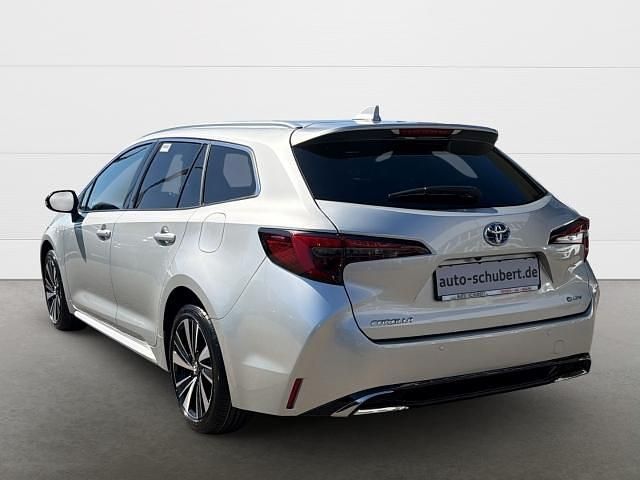Neu Toyota Corolla 196 PS (144 kW) 2026 Silber Kombi