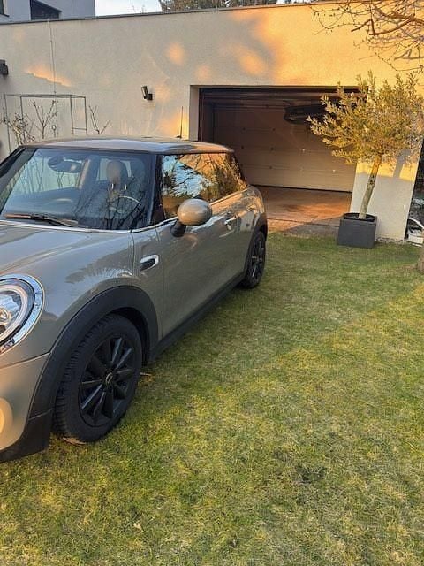 Second-hand Mini ONE 102 CP (75 kW) 2018 Gri Hatchback