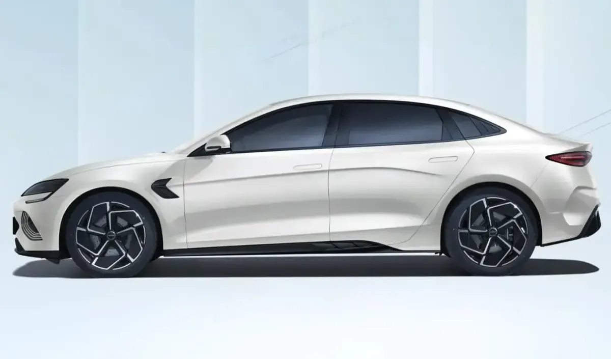 Ny BYD Seal Design 230 kW (313 HK) 2025 Hvid Sedan