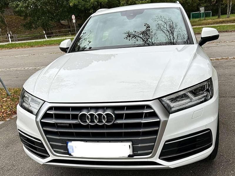 Weiß Gebraucht 2019 Audi Q5 SUV | 31.500 € (Superpreis) - Bild 1/4