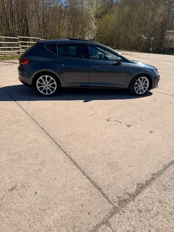 Gebraucht Seat Leon FR 150 PS (110 kW) 2020 Grau Limousine