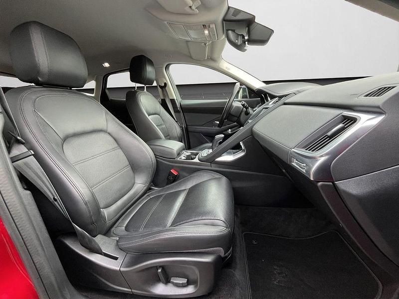 Gebraucht Jaguar E-Pace S 150 PS (110 kW) 2020 Rot (metallic) SUV