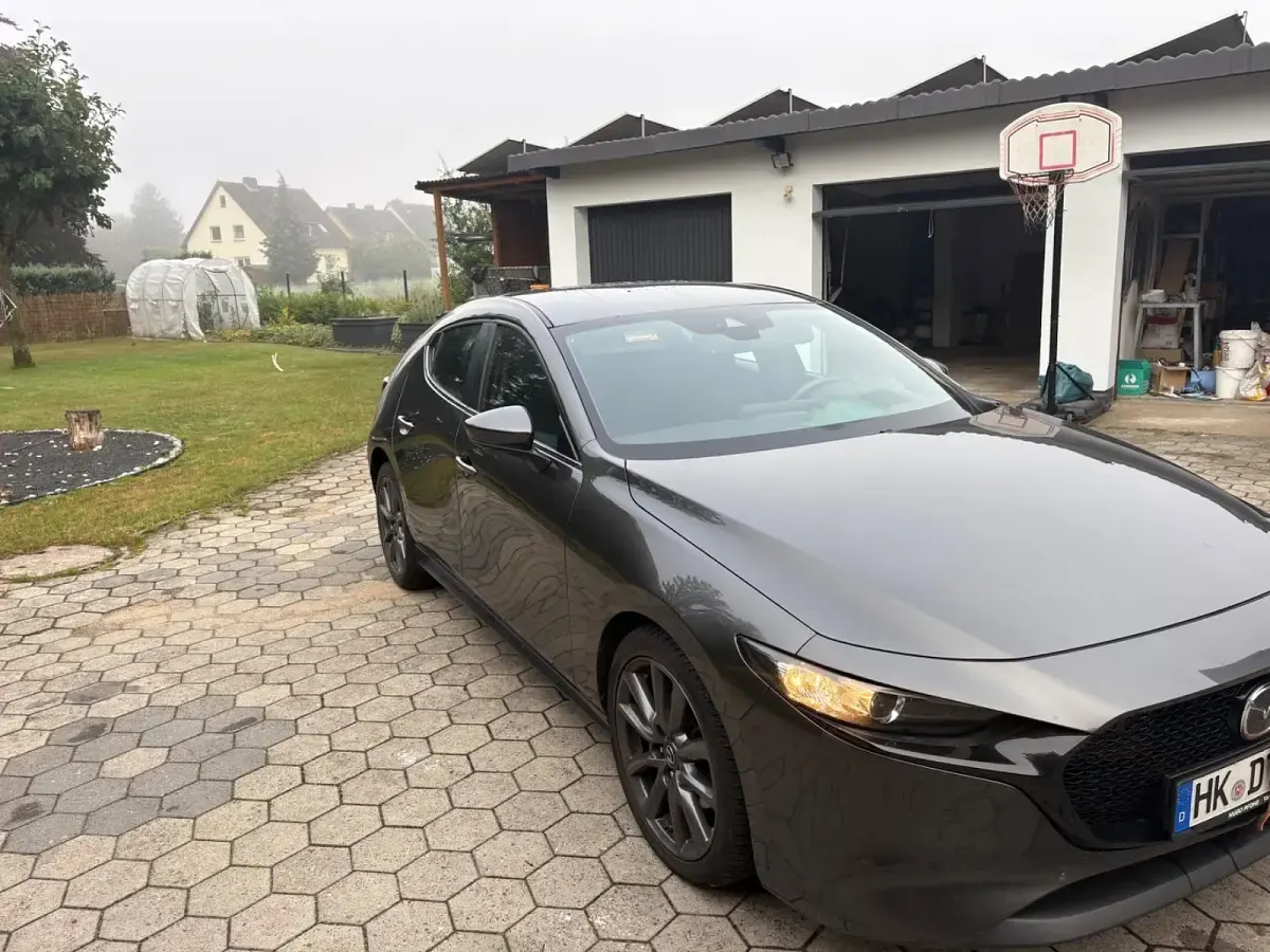 Gebraucht Mazda 3 Selection 150 PS (110 kW) 2022 Grau Limousine