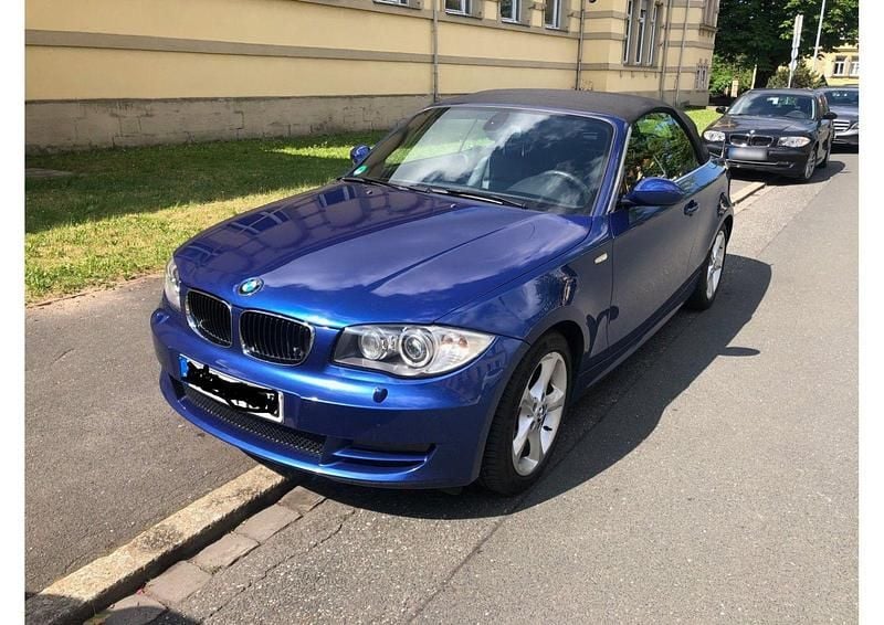 Gebraucht BMW 123 Cabriolet 204 PS (150 kW) 2009 Blau Cabrio