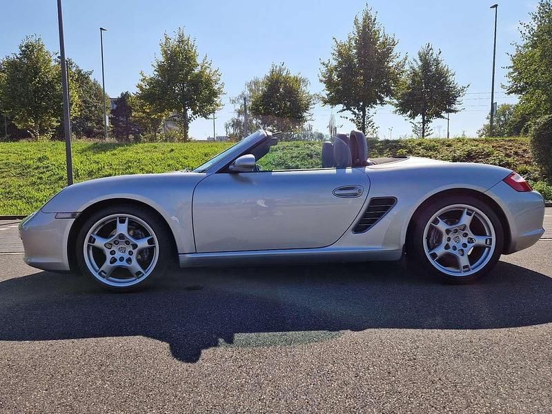 Silber Gebraucht 2005 Porsche Boxster Sport Cabrio | 28.987 € (Fairer Preis) - Bild 1/4
