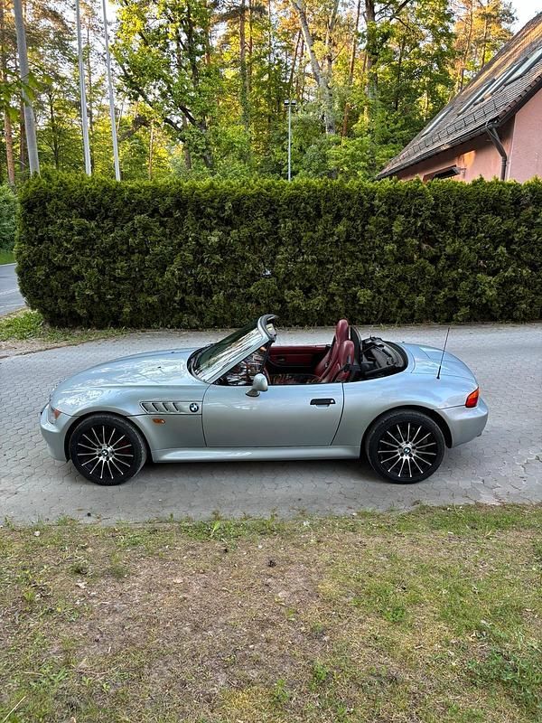 Gebraucht BMW Z3 116 PS (85 kW) 1998 Silber Cabrio