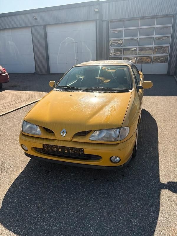 Gebraucht Renault Mégane Cabriolet 90 PS (66 kW) 1998 Gelb Cabrio