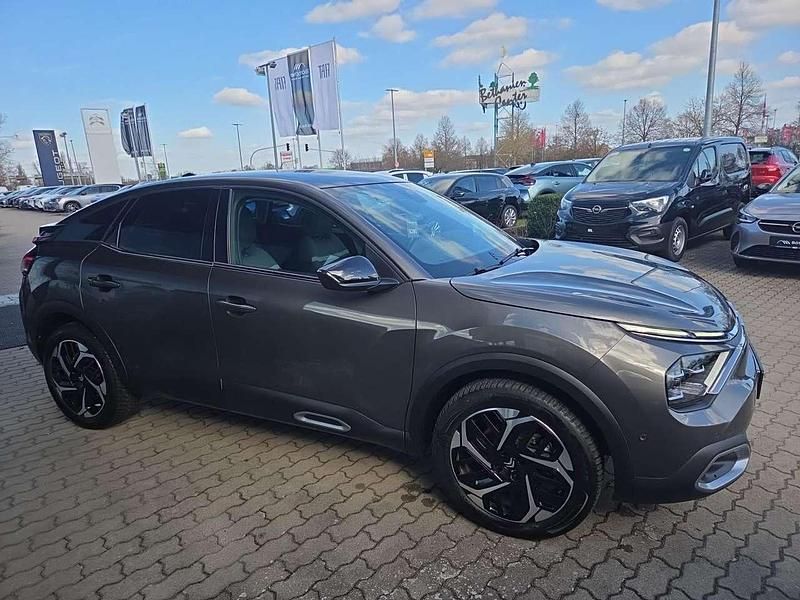 Gebraucht Citroën C4 PureTech 131 PS (96 kW) 2024 Lackierung platiniumgrau/typ SUV