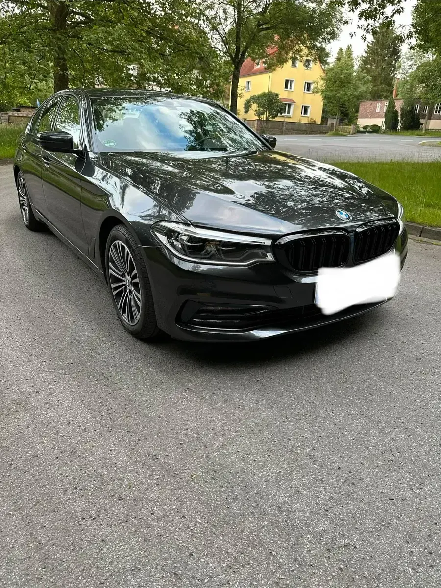Gebraucht BMW 530 Sport Line 252 PS (185 kW) 2018 Grau Limousine
