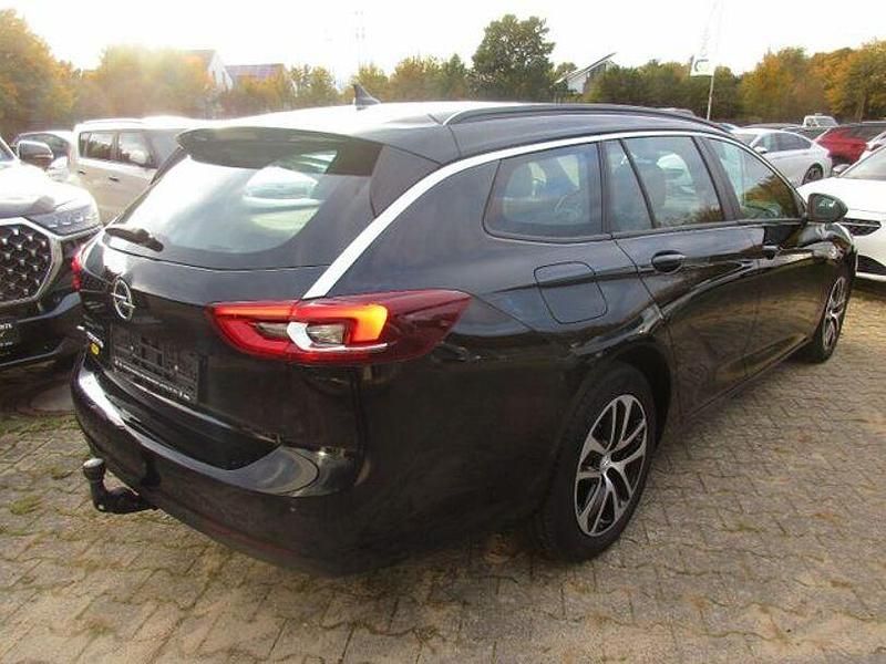 Gebraucht Opel Insignia Edition 122 PS (89 kW) 2022 Schwarz Kombi