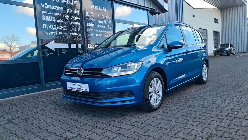 Gebraucht VW Touran Comfortline 116 PS (85 kW) 2020 Blau Van / Kleinbus