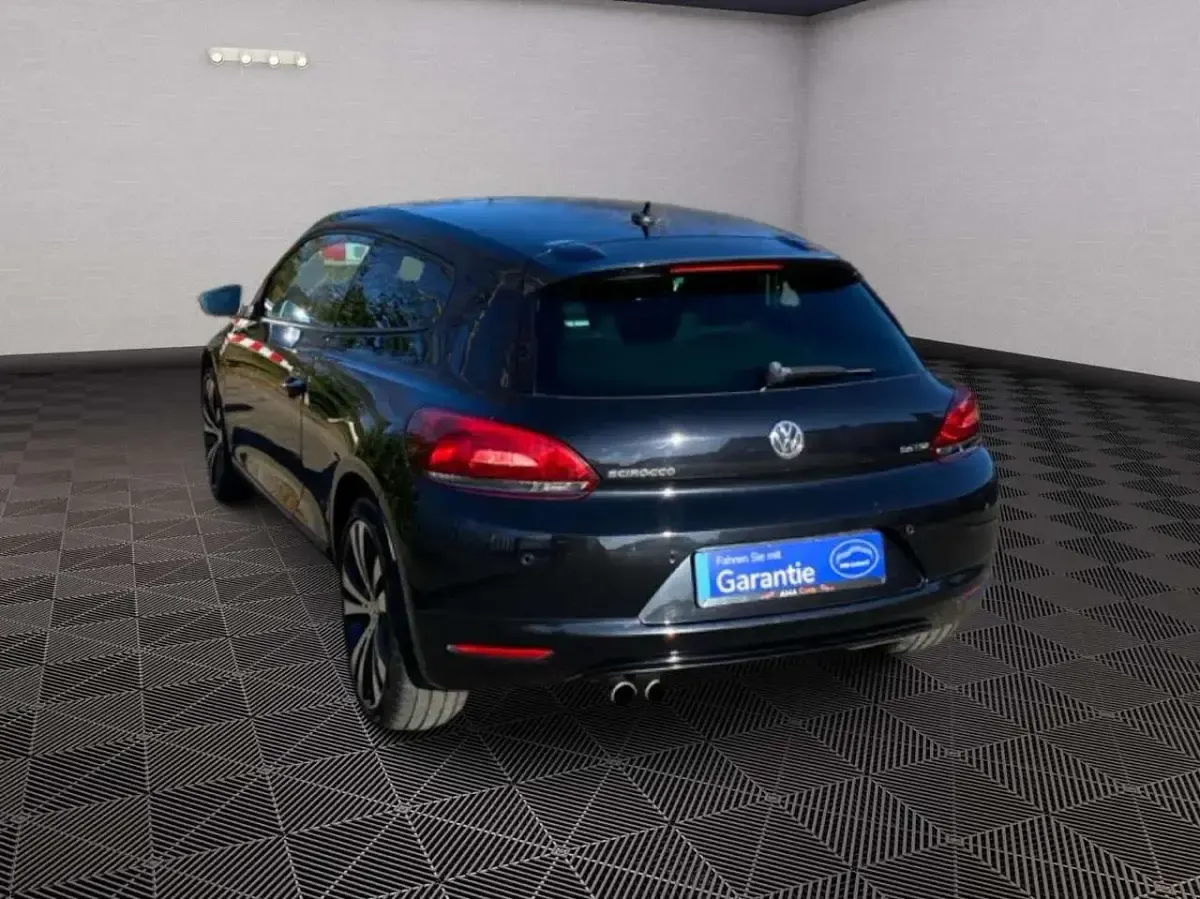 Gebraucht VW Scirocco Edition 170 PS (125 kW) 2011 Schwarz Coupé