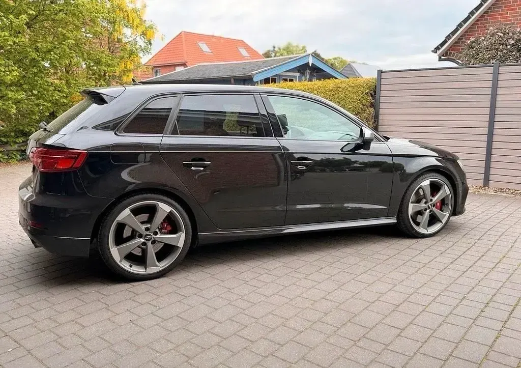 Gebraucht Audi S3 Sport 310 PS (228 kW) 2018 Schwarz Limousine