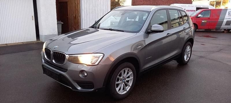 Grau Gebraucht 2015 BMW X3 SUV | 12.490 € (Guter Preis) - Bild 1/4