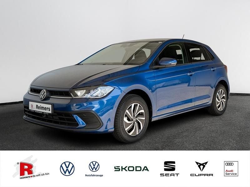 Blau Neu 2025 VW Polo Life Limousine | 22.690 € (Fairer Preis) - Bild 1/4
