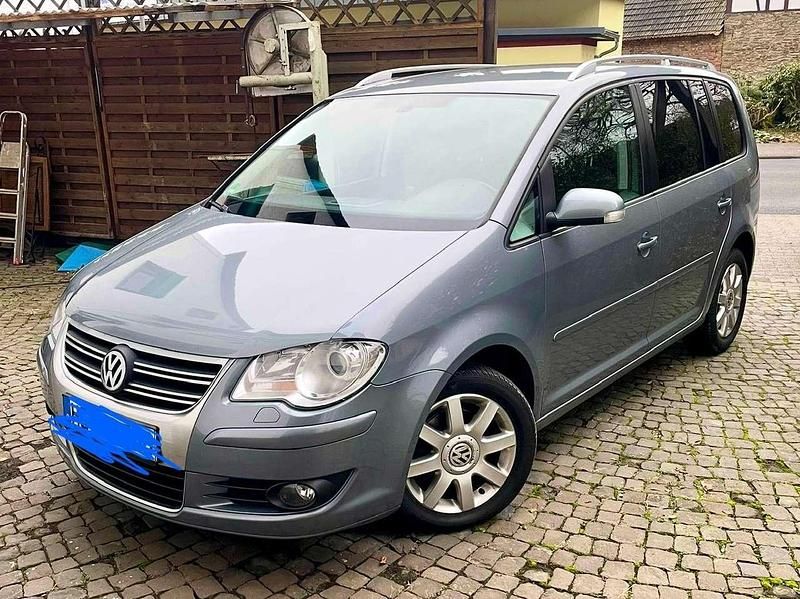 Gebraucht VW Touran Highline 140 PS (102 kW) 2009 Van / Kleinbus