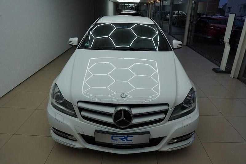Gebraucht Mercedes C250 204 PS (150 kW) 2014 Weiß Coupé