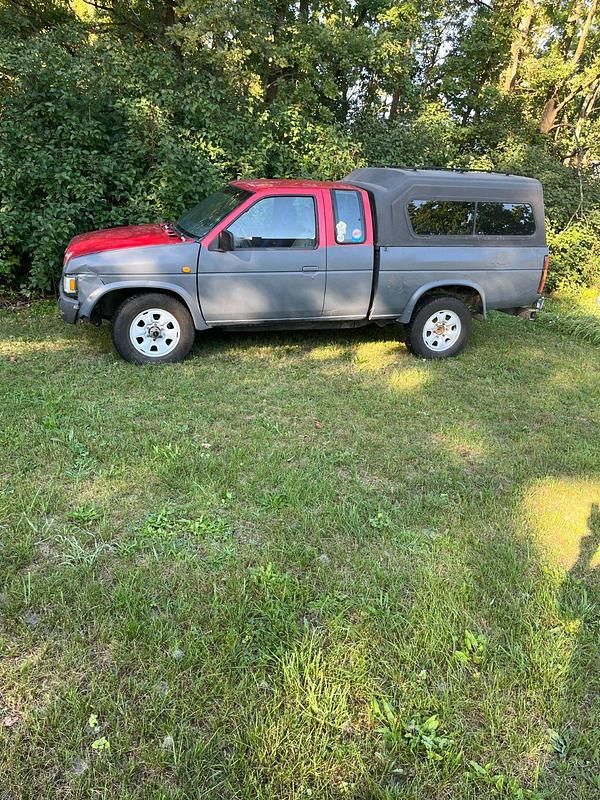 Gebraucht 1998 Nissan PickUp Abholung | 1.800 € - Bild 1/4