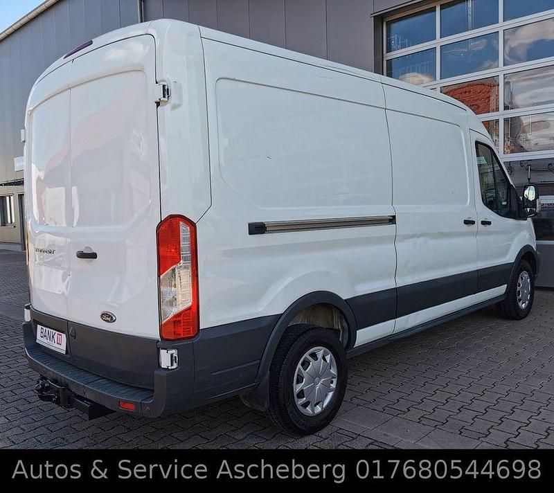 Gebraucht Ford Transit 131 PS (96 kW) 2018 Weiß Van / Kleinbus