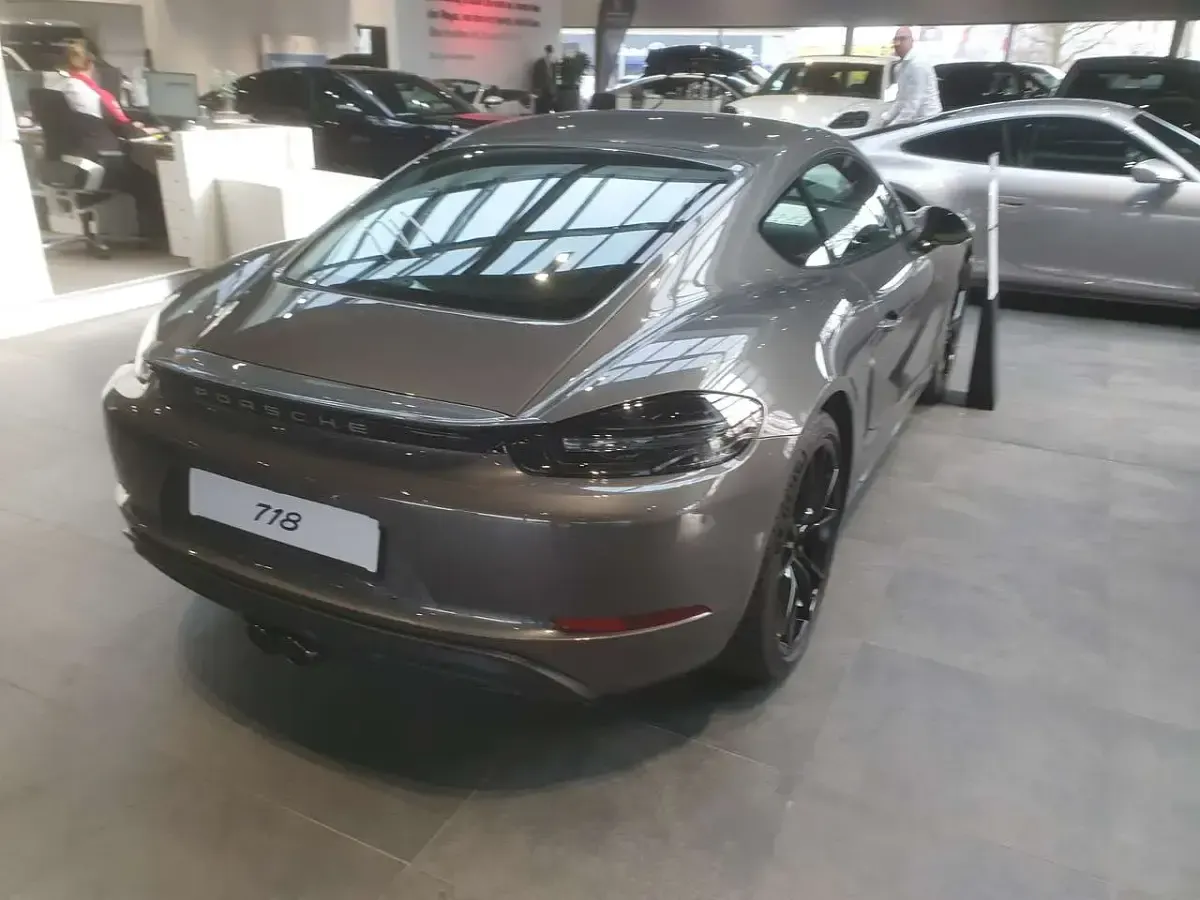 Gebraucht Porsche 718 Edition 299 PS (219 kW) 2025 Grau Coupé