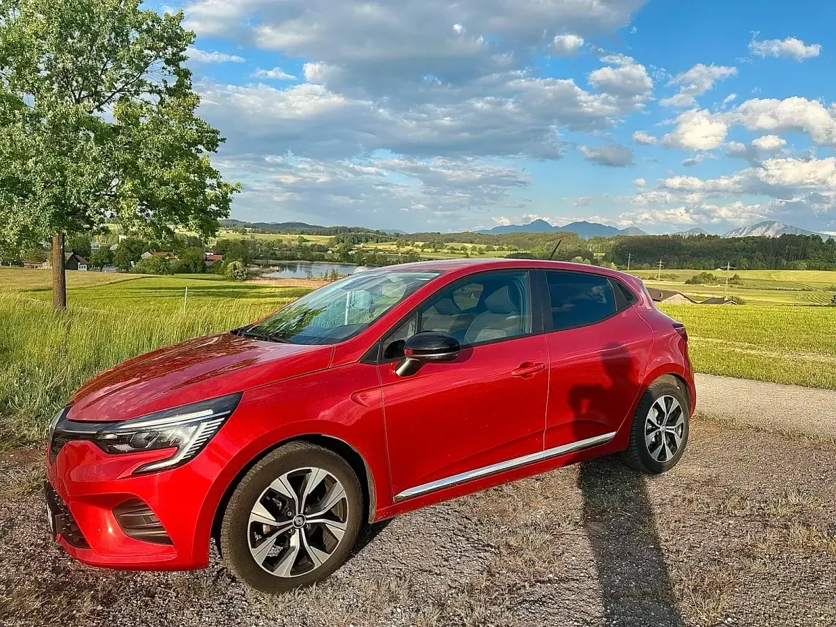 Gebraucht Renault Clio Evolution 67 PS (49 kW) 2023 Rot Kleinwagen