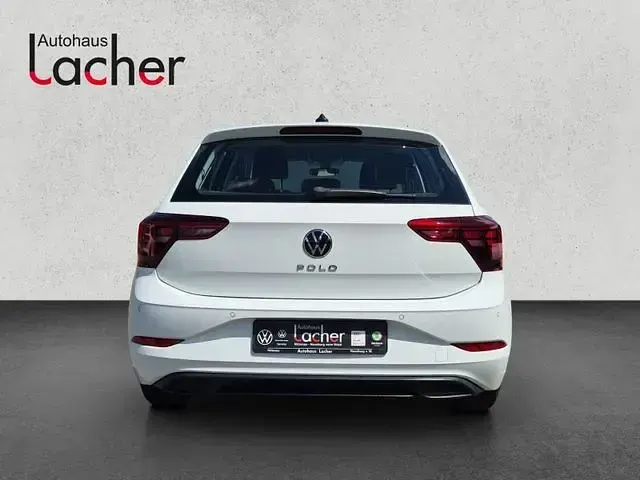 Gebraucht VW Polo Basis 80 PS (58 kW) 2023 Weiß Kleinwagen