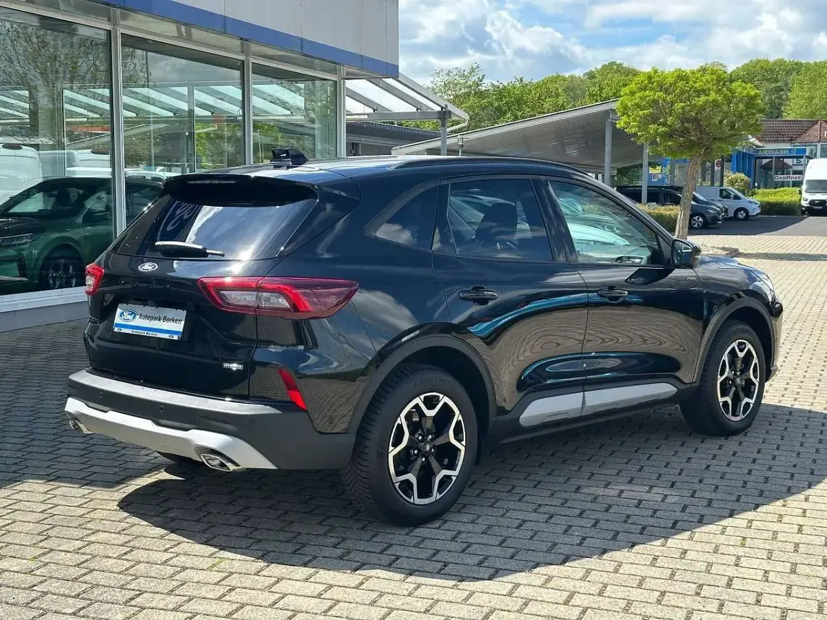 Gebraucht Ford Kuga Active X 179 PS (131 kW) 2024 Schwarz SUV