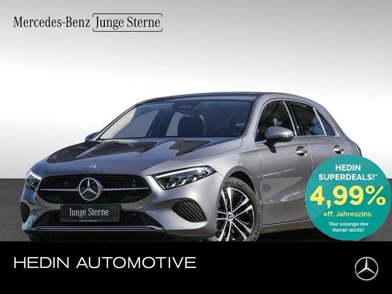 Szary Gebraucht 2024 Mercedes A180 Progressive Limousine | 29.890 € (Fairer Preis) - Bild 1/4