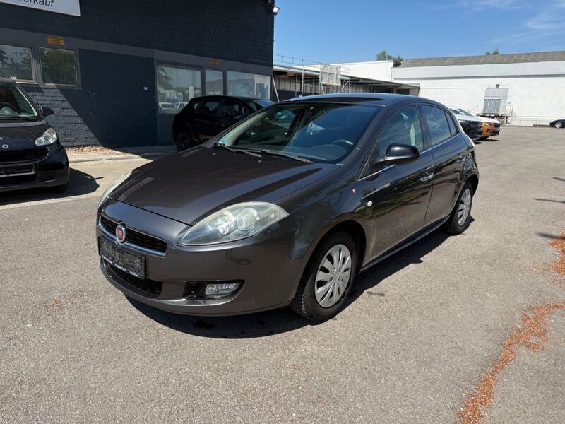 Grau Gebraucht 2013 Fiat Bravo S Kleinwagen | 4.290 € (Fairer Preis) - Bild 1/4