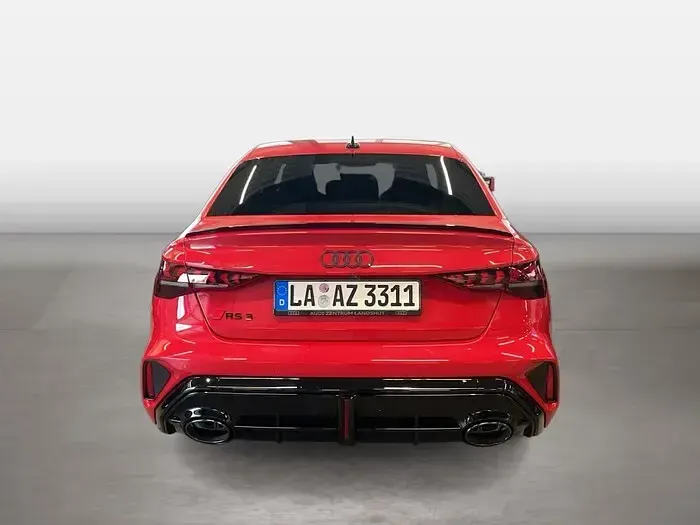 Gebraucht Audi RS3 Ambiente 400 PS (294 kW) 2026 Progressivrot Limousine