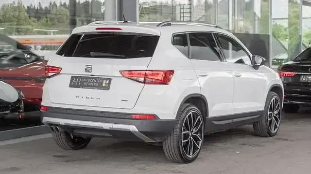 Gebraucht Seat Ateca XCELLENCE 190 PS (139 kW) 2016 Weiß SUV
