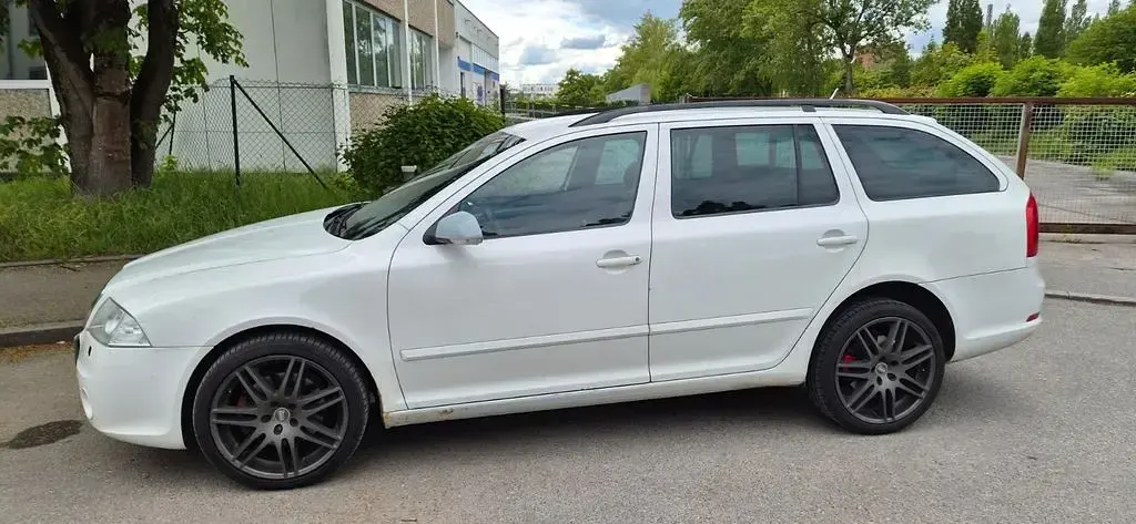 Gebraucht Skoda Octavia RS 170 PS (125 kW) 2008 Weiß Limousine