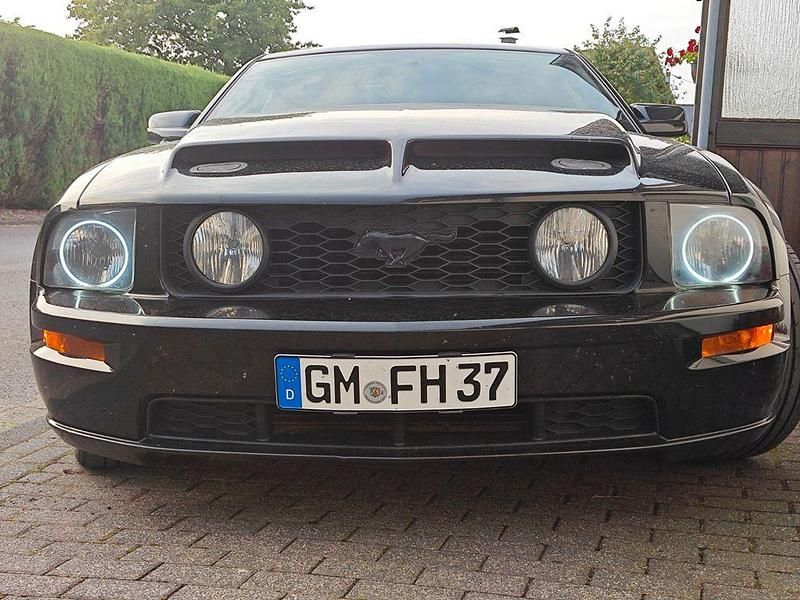 Gebraucht Ford Mustang GT 320 PS (235 kW) 2006 Schwarz Coupé