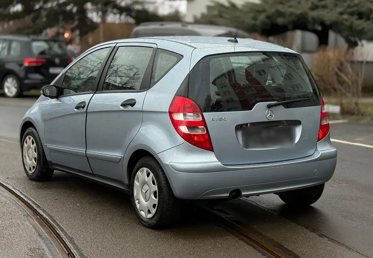 Gebraucht Mercedes A150 95 PS (69 kW) 2006 Blau Limousine