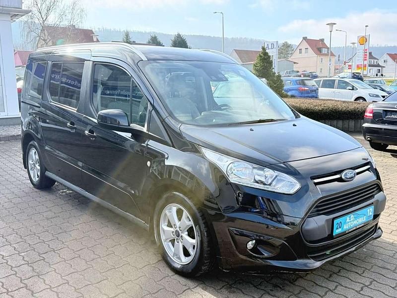 Gebraucht Ford Tourneo Titanium 120 PS (88 kW) 2017 Schwarz Kombi