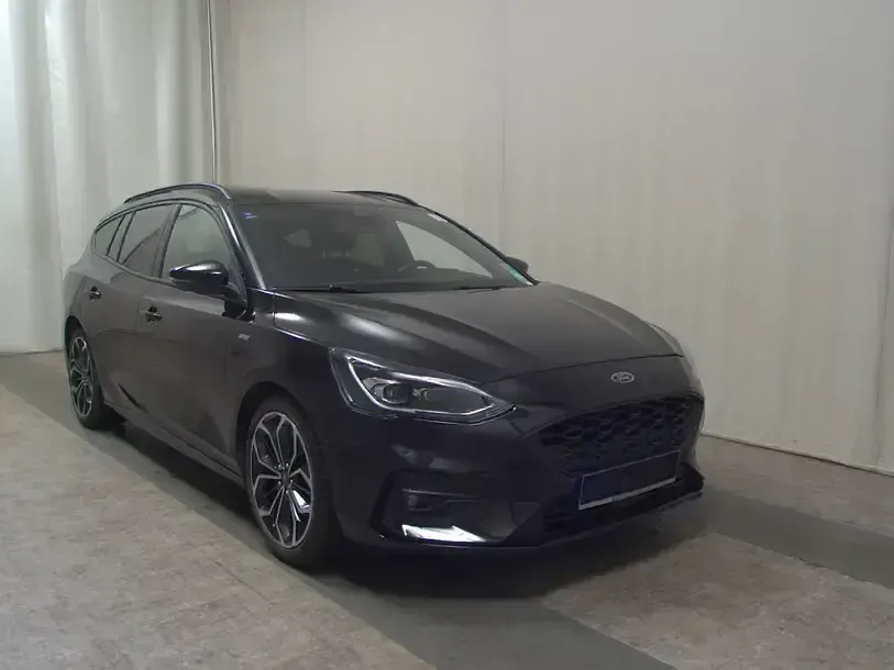 Gebraucht Ford Focus ST-Line 120 PS (88 kW) 2021 Schwarz Kombi