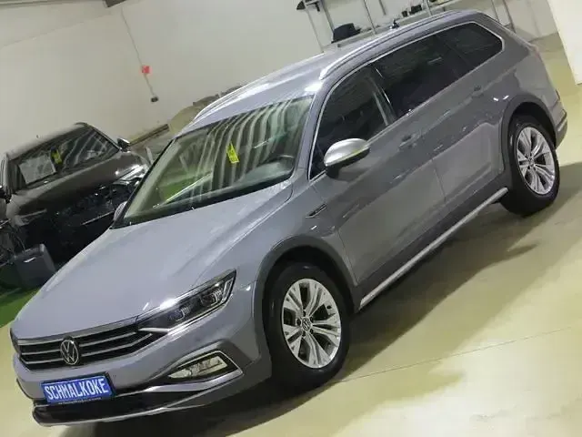 Używany VW Passat Alltrack 200 KM (147 kW) 2023 Szary Kombi