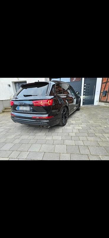 Gebraucht Audi SQ7 435 PS (319 kW) 2017 Schwarz SUV
