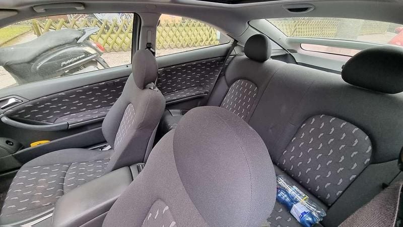 Gebraucht Mercedes 200 163 PS (119 kW) 2002 Grau