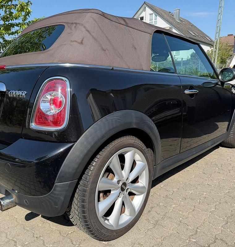 Second-hand Mini Cooper Cabriolet 122 CP (89 kW) 2013 Negru Cabrio